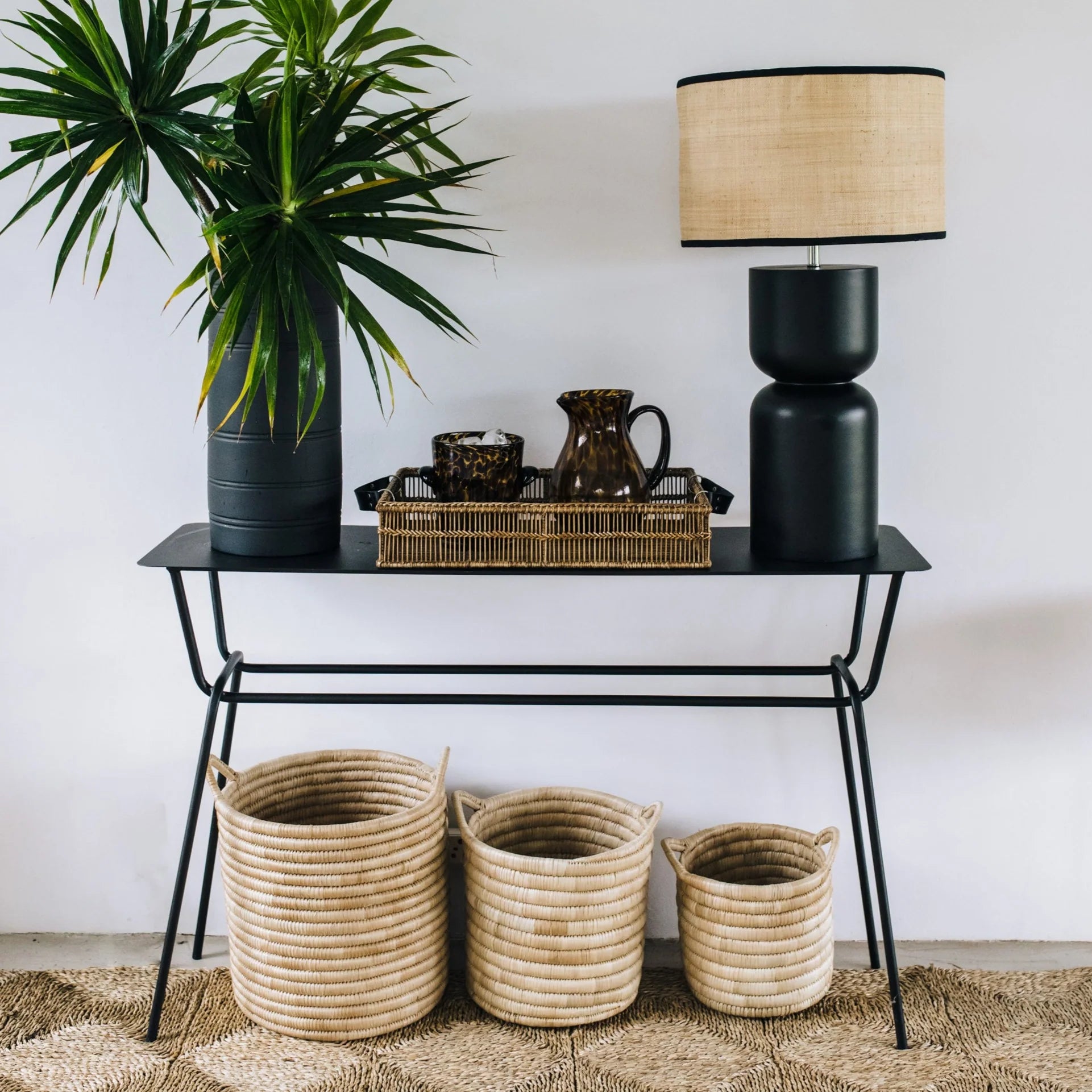 Montana Lamp Base | Black