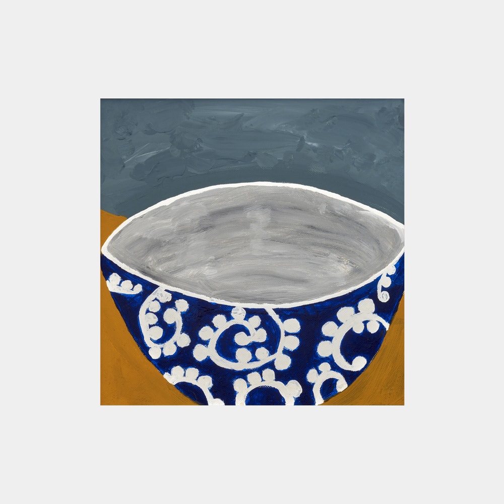 Elegant Blue Bowl Pattern