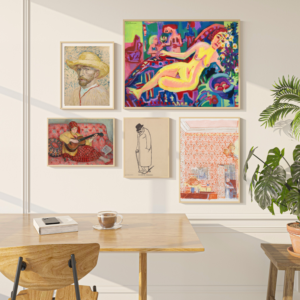 Gallery Wall 8 - Curated Classics, Forever in Vogue